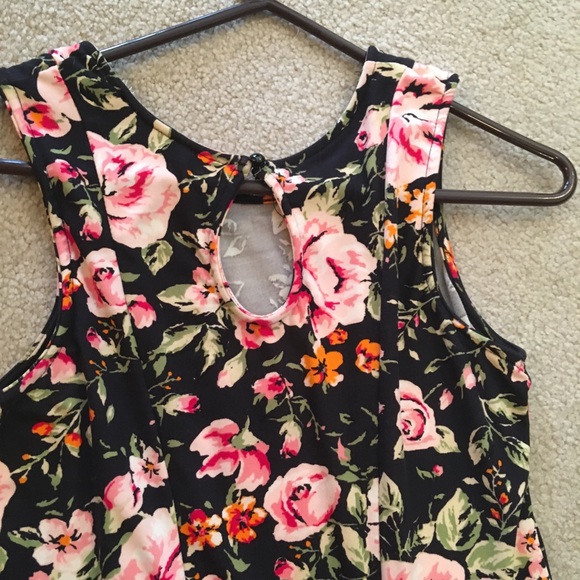 Floral semi-fitted mini dress - Picture 5 of 5